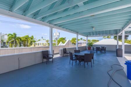 New Casa Caribe By Brightwild- Two-Story Condo Rooftop Pool كي وست المظهر الخارجي الصورة